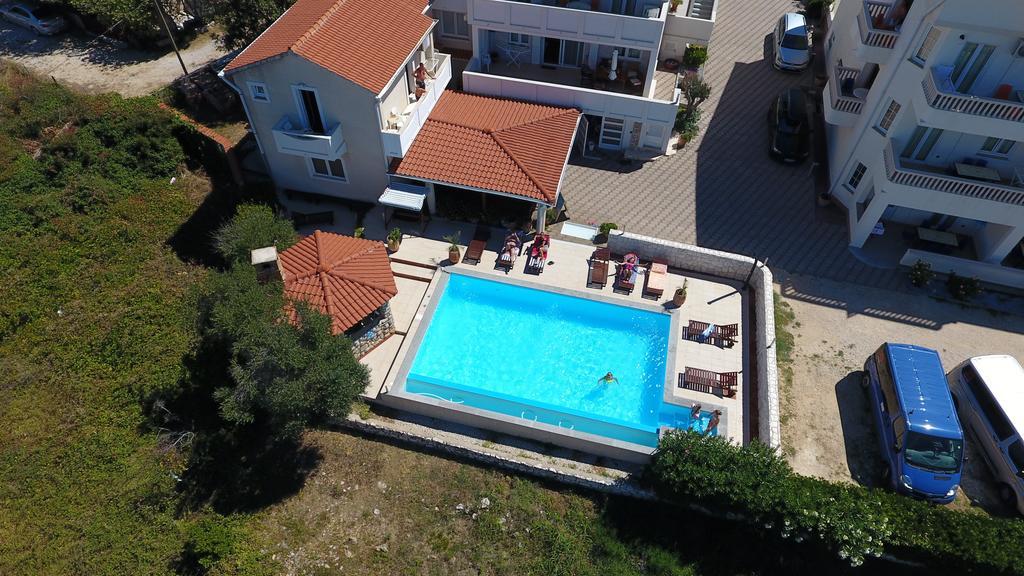 Villa Jurac Povljana Exterior photo
