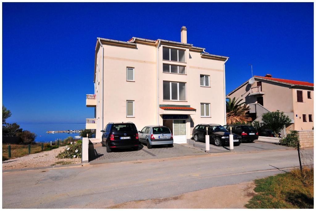 Villa Jurac Povljana Exterior photo